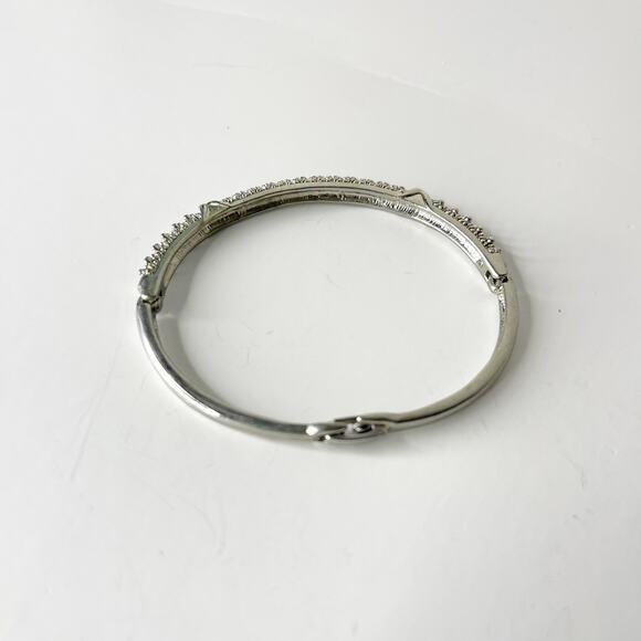 Vintage Avon Bracelet Rhinestone Bangle Silver Tone 80s Glam Jewelry Fashion - Picture 4 of 16